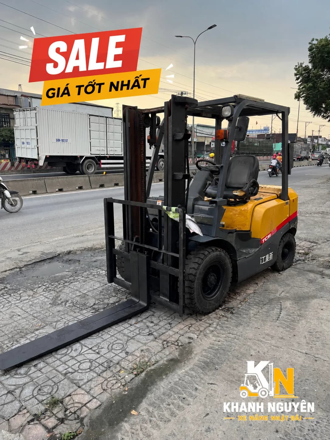 Hình ảnh sản phẩm [XE NÂNG GIÁ RẺ] Xe nâng dầu 2 Tấn 5  TCM